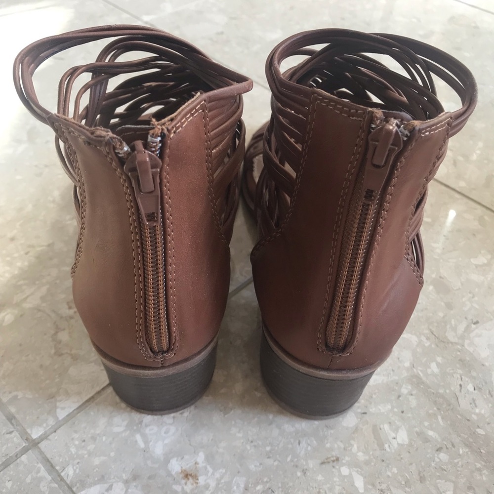 Maurices brown sandals - Picture 3 of 5